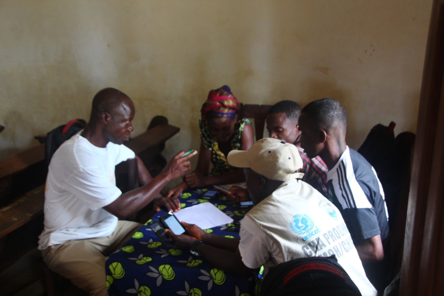 Training community health workers to use smartphones for data collection