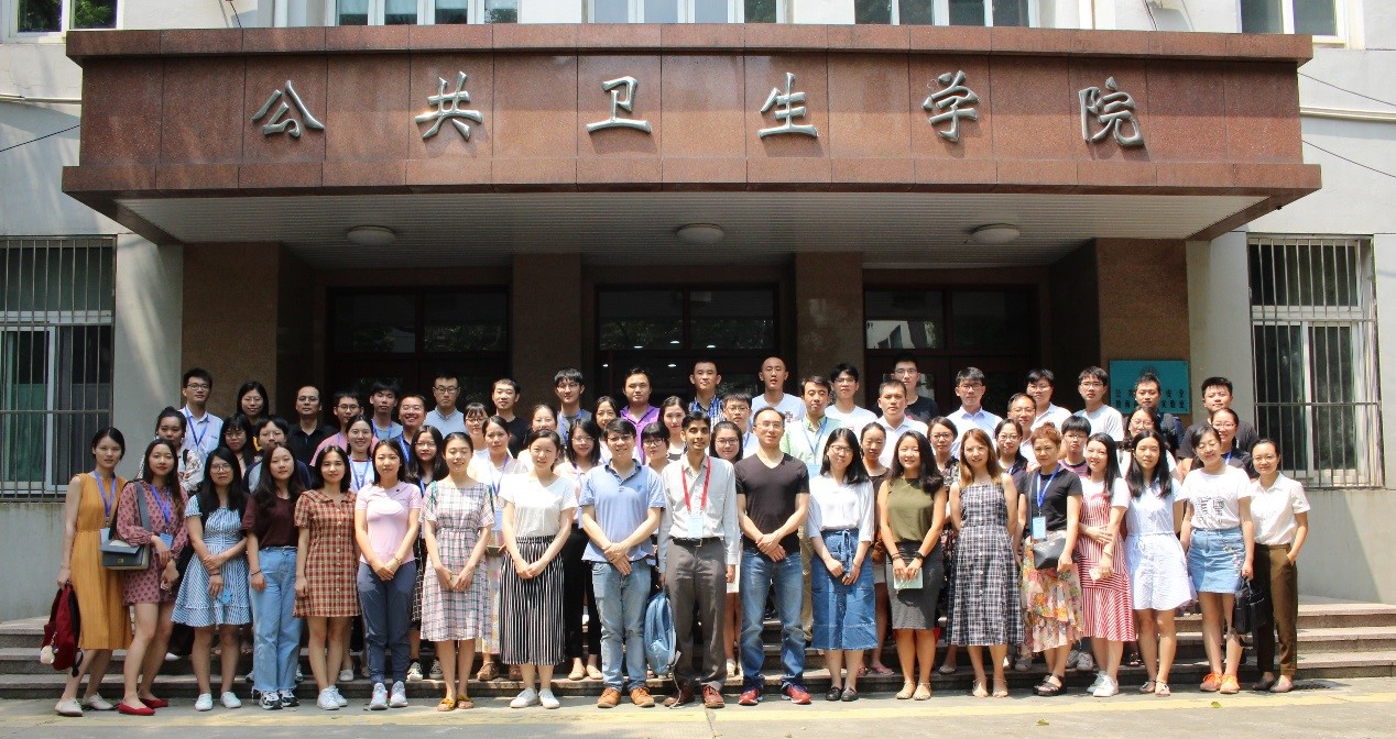 Course attendees at the School of Public Health, Fudan University