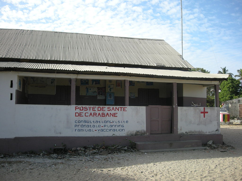 A health post in Carabane, in South-West Senegal. Photo: Ji-Elle / Public domain