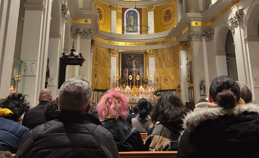 Christmas Holy Service at Soho.