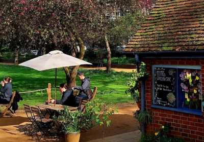 Momo's Garden Cafe