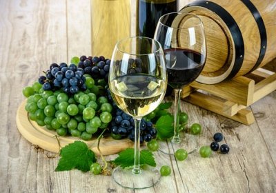 Geneva wine and grapes