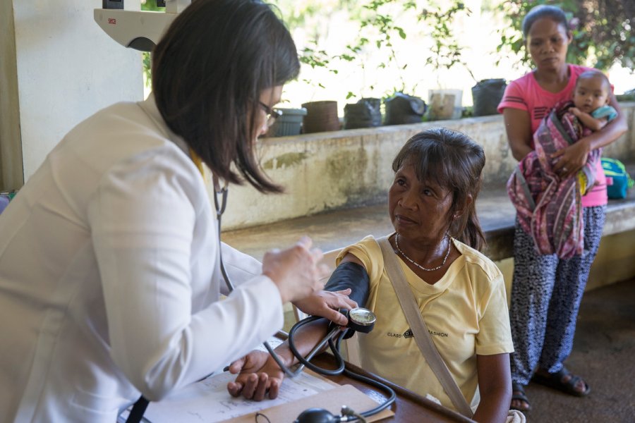 A woman has her blood pressure checked at a rural health unit in Rizal, Palawan, Philippines. Credit: Joshua Paul/LSHTM