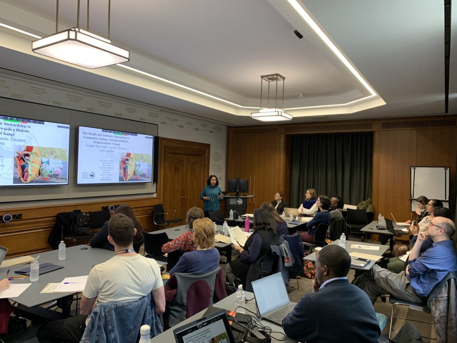 Designing and Evaluating Complex One Health Interventions | LSHTM