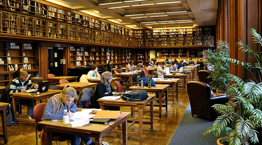 Students in LSHTM Library